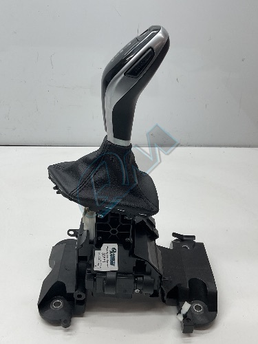 BMW 2 Series F45 F46 Automatic Gear Selector