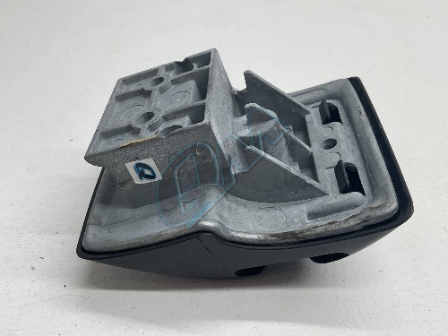 BMW 5 Series E39 Cargo Net Roller Blind Support