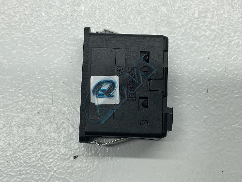 BMW 1 3 5 6 7 Series X5 Z4 AUX Auxiliary Input Socket