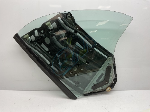 BMW 3 Series E46 Convertible Rear Window Regulator Glass Passenger Left